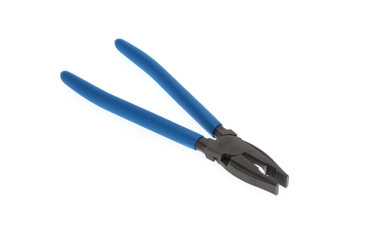 Pince universelle forte 8250