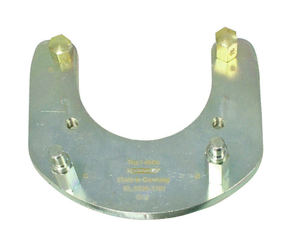 KL-0029-111 - Placa de soporte tamaño 1 con tornillos: Placa metálica en forma de U con cuatro pernos roscados marcados A, B