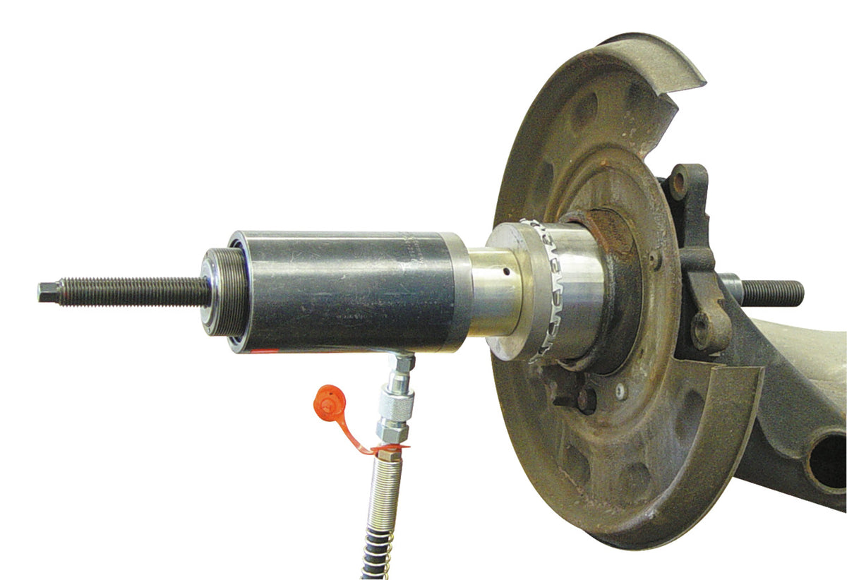 KL-0039-213 - Juego de herramientas para cojinetes de rueda, Mercedes W639: Extractor hidráulico montado sobre buje de rueda