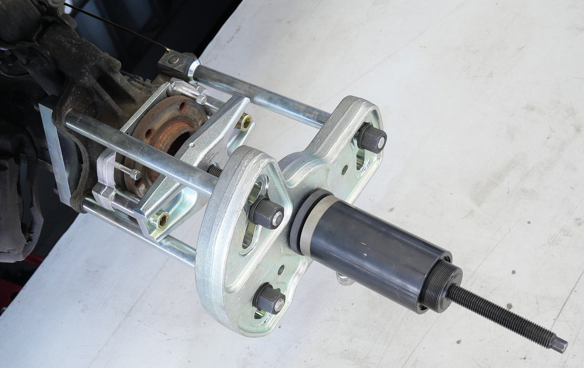 KL-0041-521 K - Herramienta para cojinetes de rueda, Mercedes Vito / Viano, eje delantero: Extractor de cojinetes con husillo