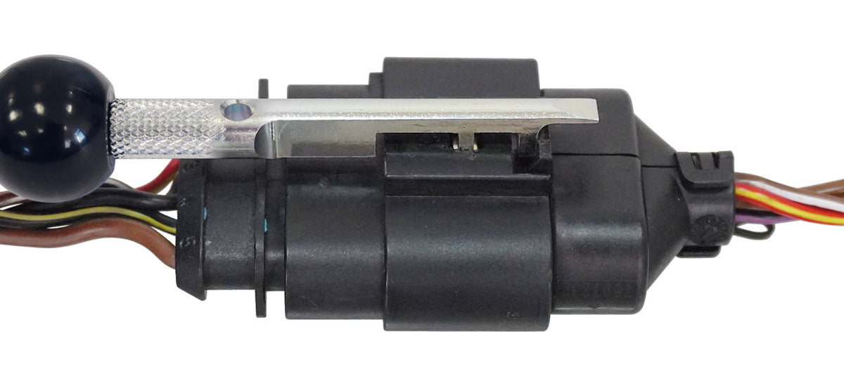 KL-0190-13 - Herramienta de desbloqueo compacta: Palanca de bola negra con cuerpo plástico y múltiples cables de colores