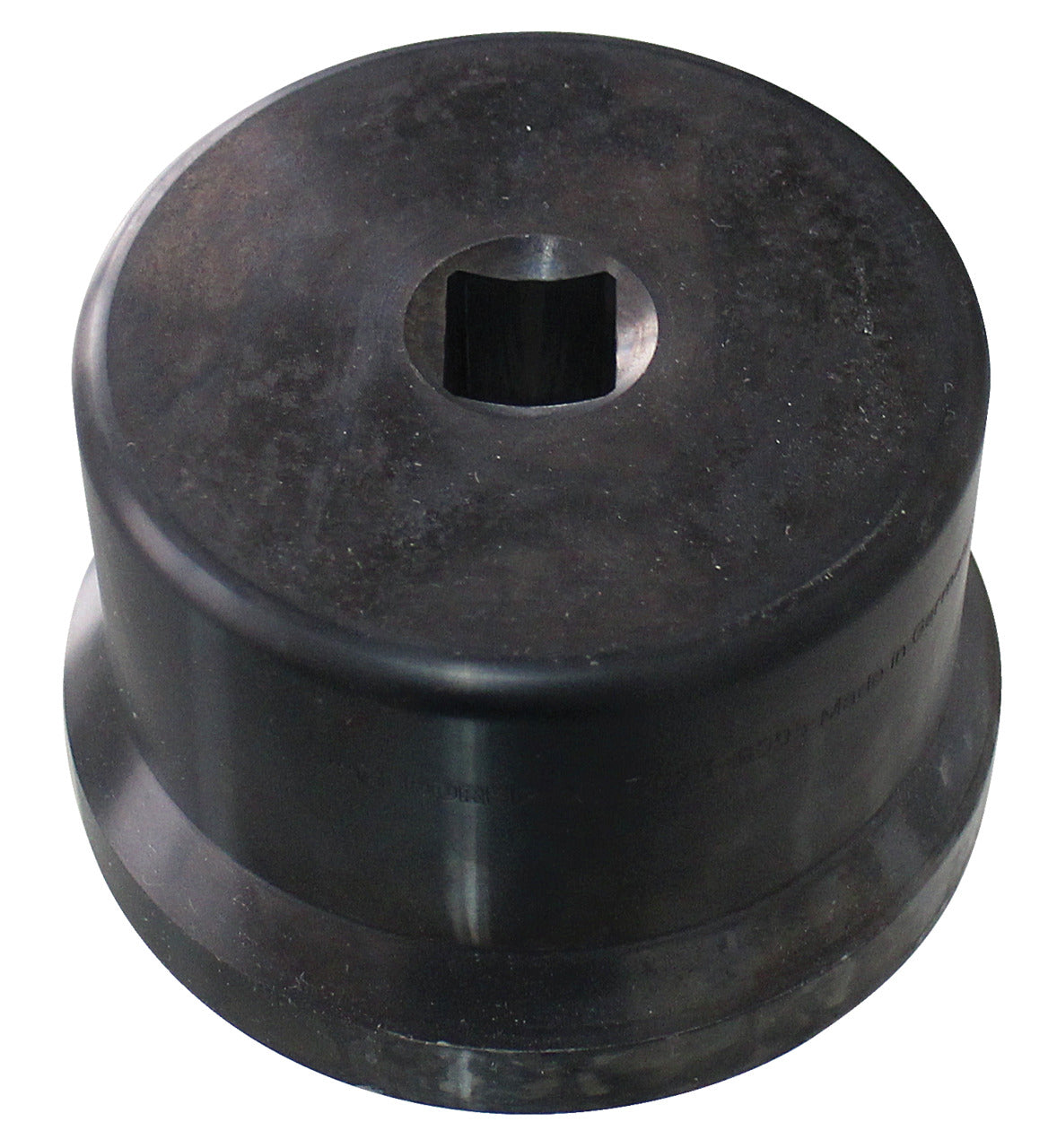 KL-1023-9095 - Llave para tuercas de eje Daimer SW95: Vaso cilíndrico negro con cuadradillo hembra central y base ranurada