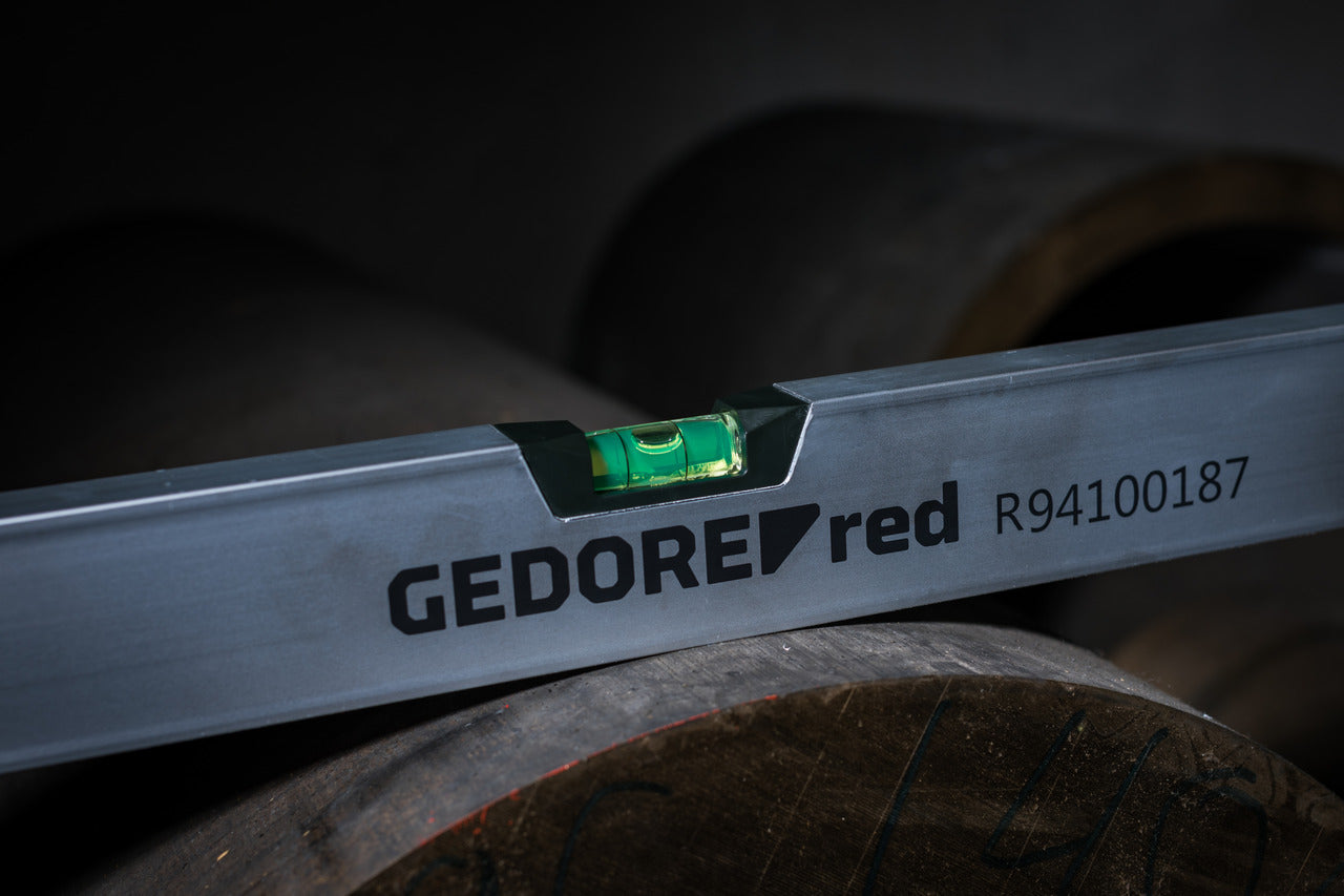 GEDORE red R94100187 - Niveau à eau L=1000 mm, 3 fioles alu. magn.