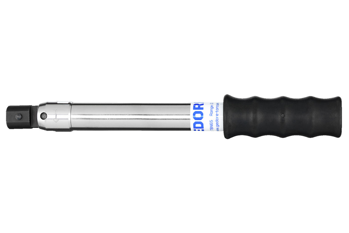 Llave dinamométrica de pandeo Gedore TBN 65 G, detalle de la cavidad 9x12 para llaves de vaso