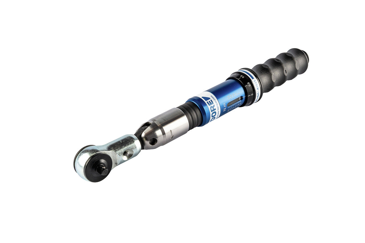 Llave dinamométrica de pandeo Gedore ATB 25 D, detalle del seguro de ajuste