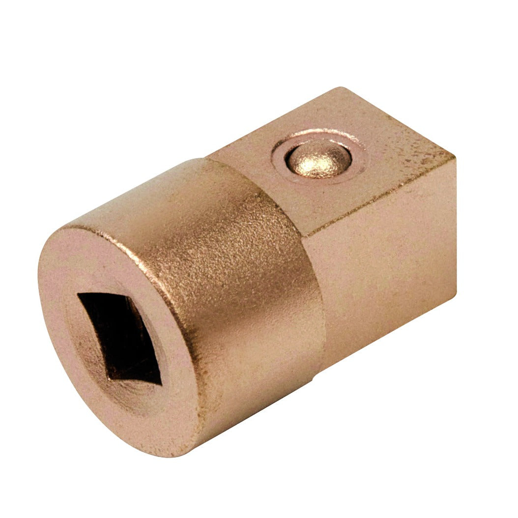 Ampliador 1/4" - 1/2" ATEX: Adaptador metálico con cuadradillo hembra en un extremo y macho en el otro