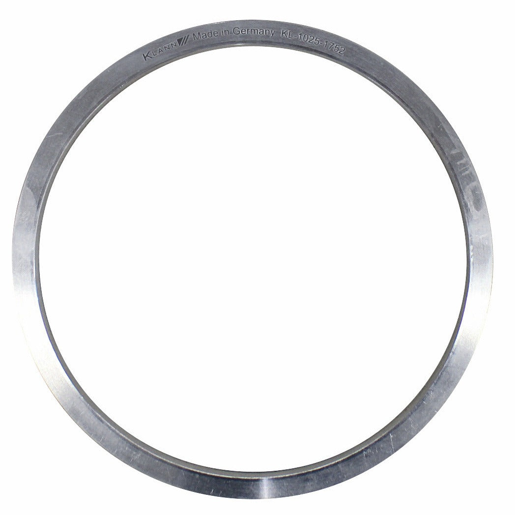 KL-1025-1752 A - Anillo 7,5mm: Anillo metálico circular hueco con grabado de marca en el borde