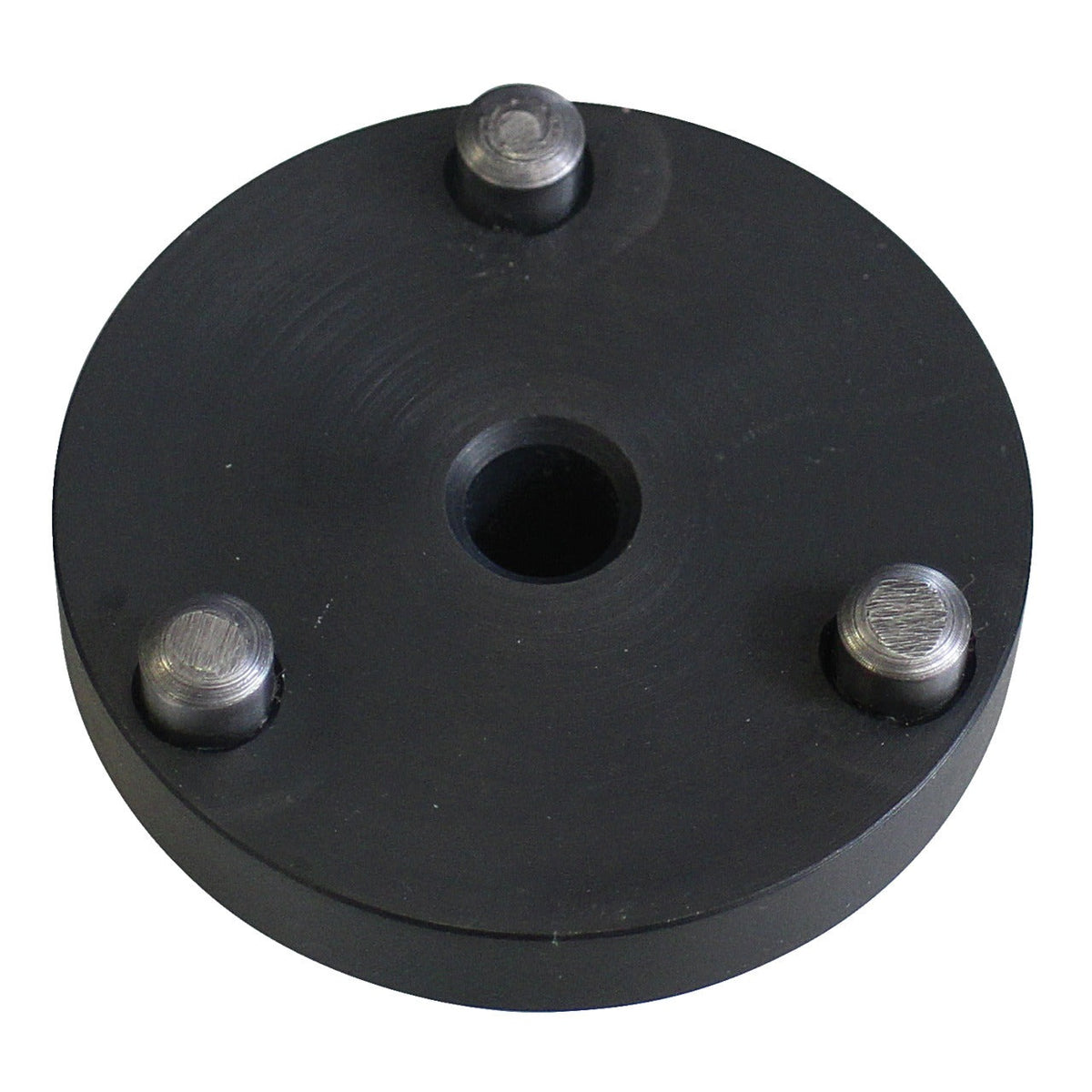 KL-0112-0017 - Adaptador tamaño 17 para BMW: Disco negro con orificio central y tres pines metálicos salientes
