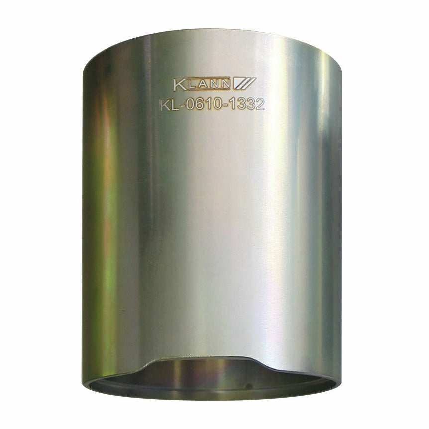 KL-0610-1332 - Manguito de presión/soporte: Manguito cilíndrico metálico hueco con grabado de marca y código